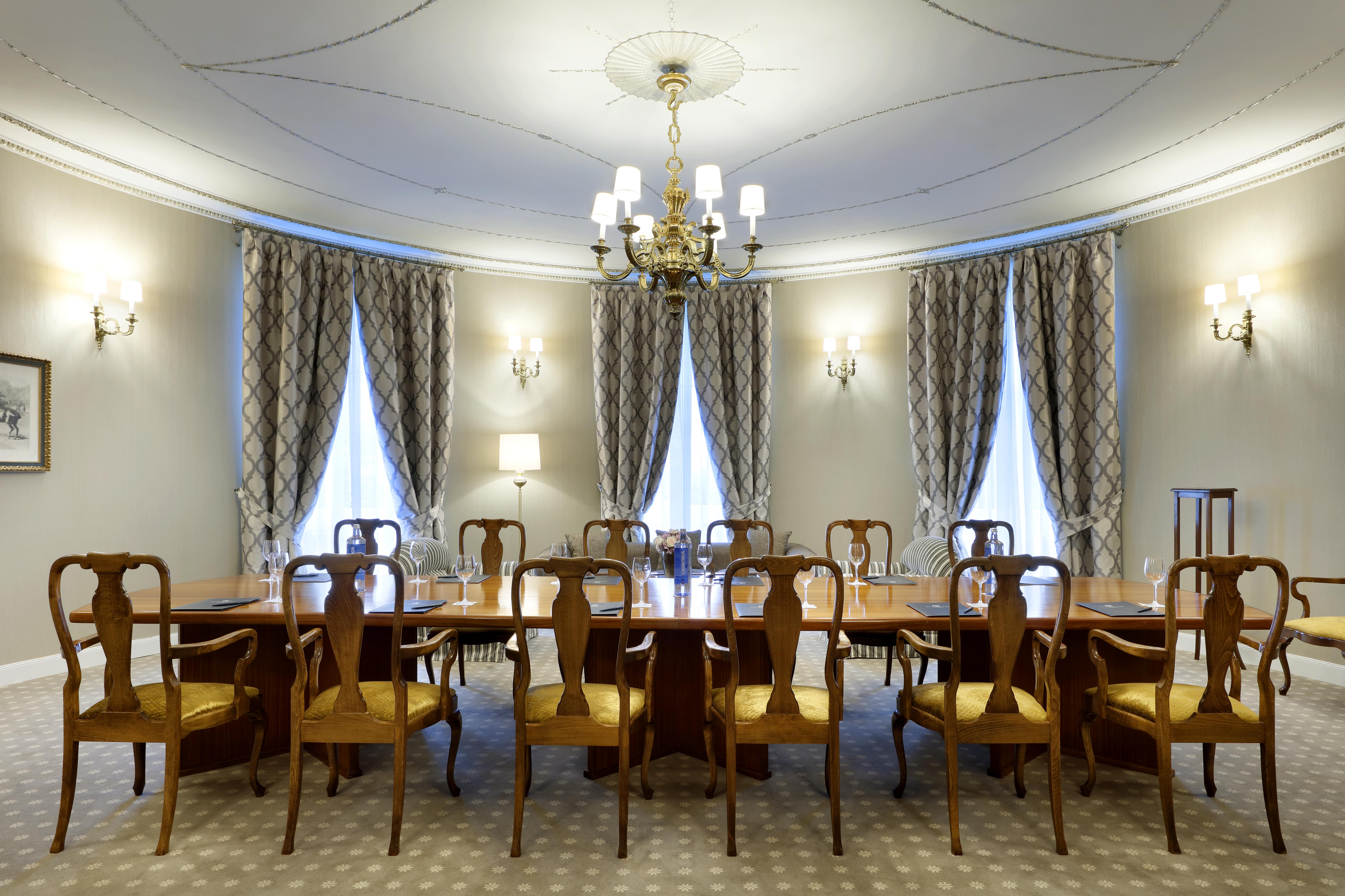 Eurostars Hotel Real Сантандер Екстериор снимка The boardroom